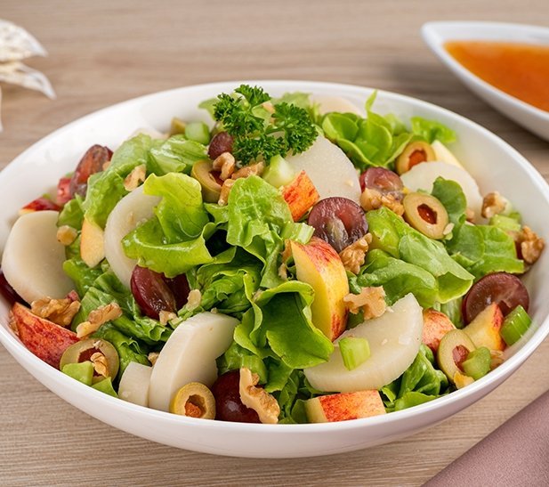 Ensalada de palmito con vinagreta de durazno